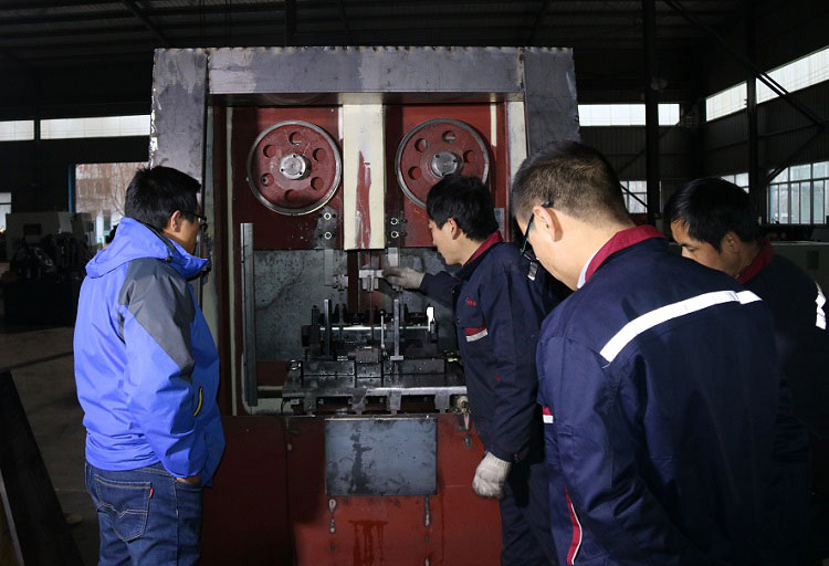 生產(chǎn)車間 生產(chǎn)車間